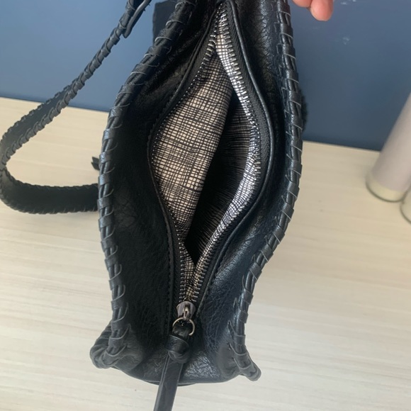 Antik Kraft large vegan crossbody bag - Picture 11 of 11